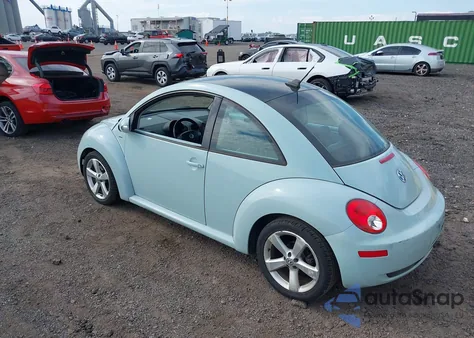 2010 Volkswagen New Beetle 2.5L Final Edition from USA, damaged, VIN 3VWRG3AG6AM027523